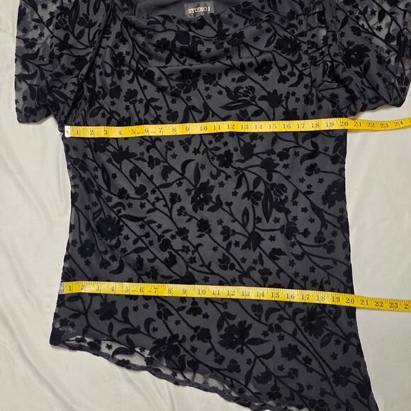Studio I Black Floral Velvet Burnout Bell Sleeve Relaxed Fit Top, Size 16W - Picture 8 of 8
